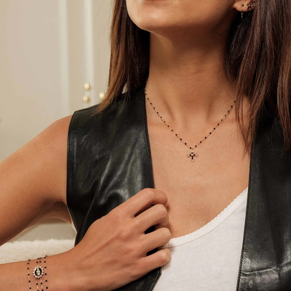 Collier Gigi Clozeau croix dentelle diamants or rose