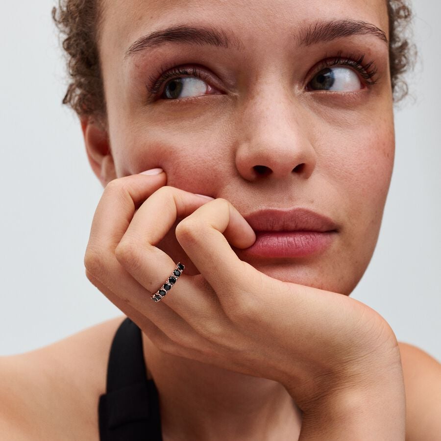 Bague Pandora Éternité Rang Scintillant Noir