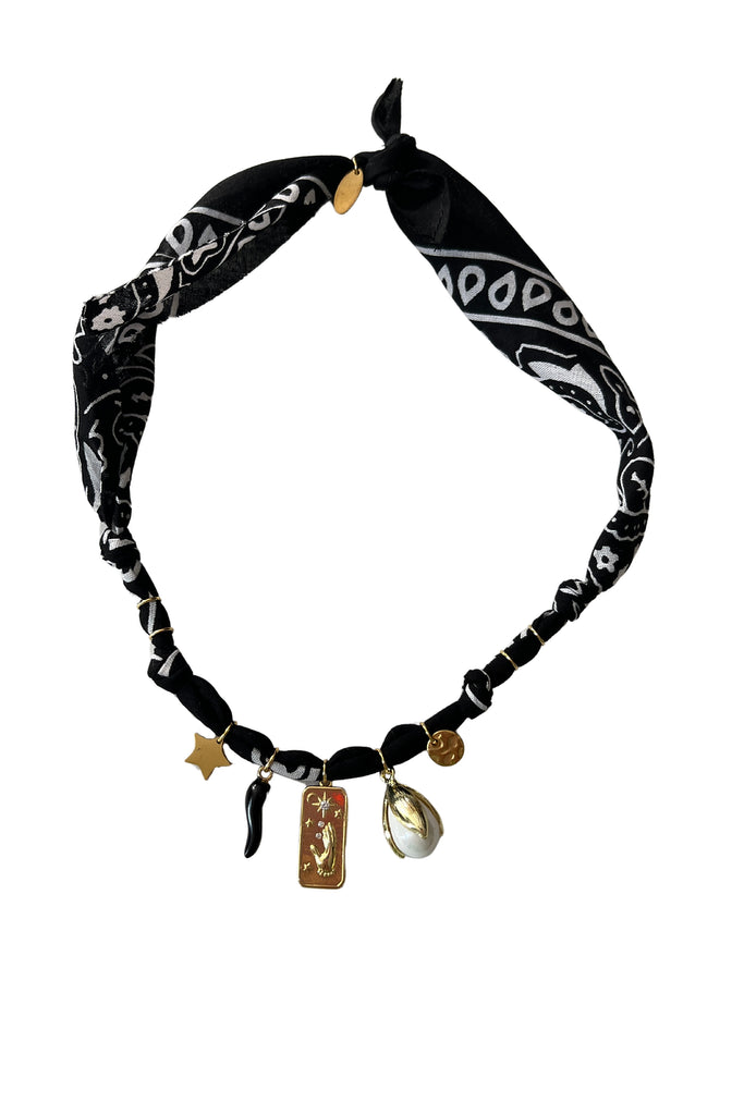 Collier plaque main Astro Noir
