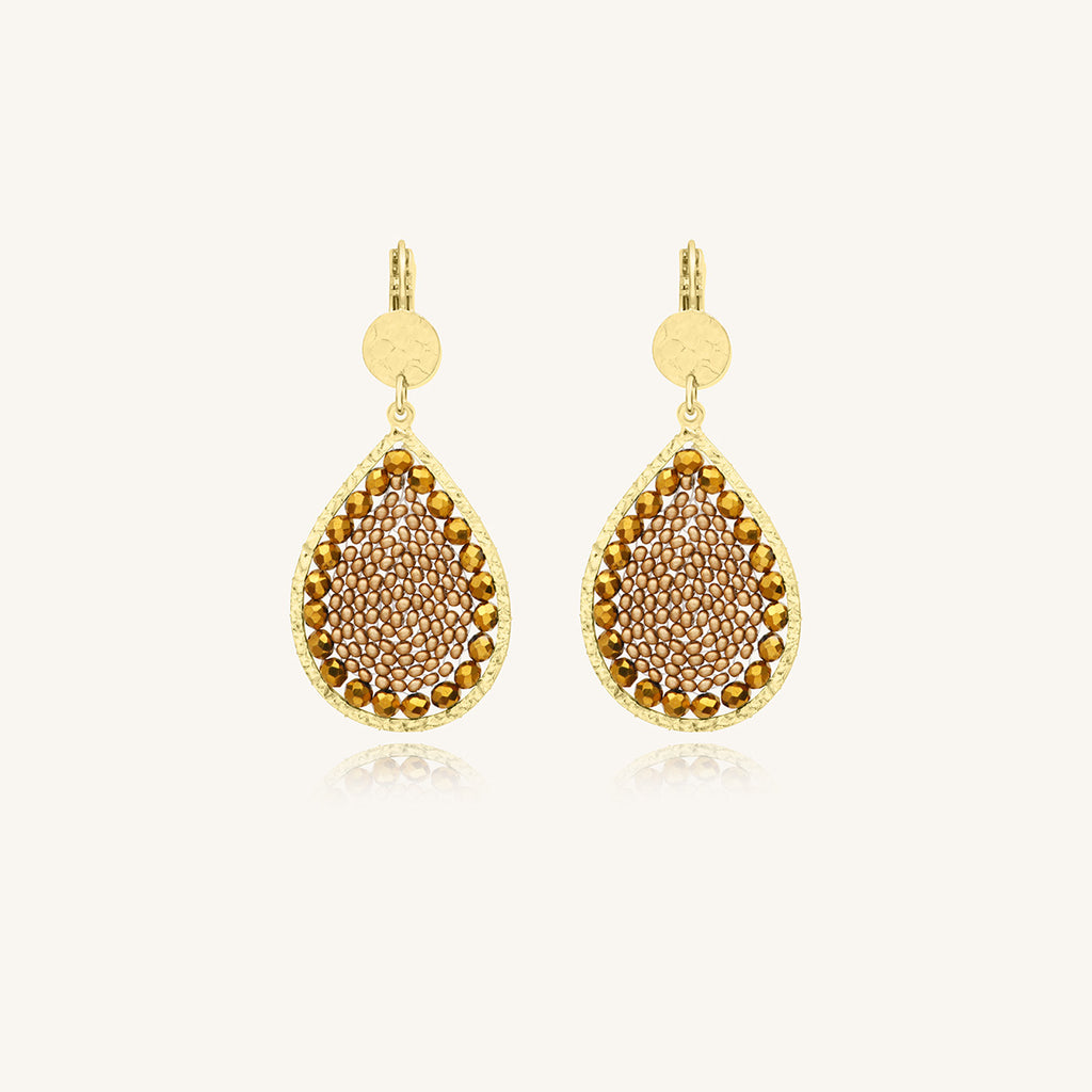 Boucles d’oreilles Ysé Santibé Champagne – Dorées à l’or fin et perles tissées à la main 