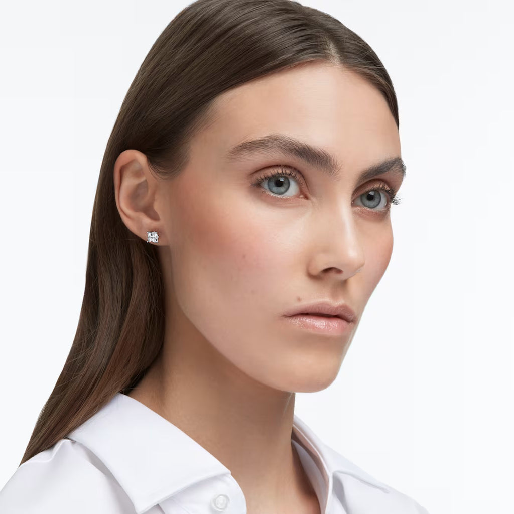 Boucles d’oreilles Clous Attract Swarovski – Taille Carré, Blanches, Métal Rhodié