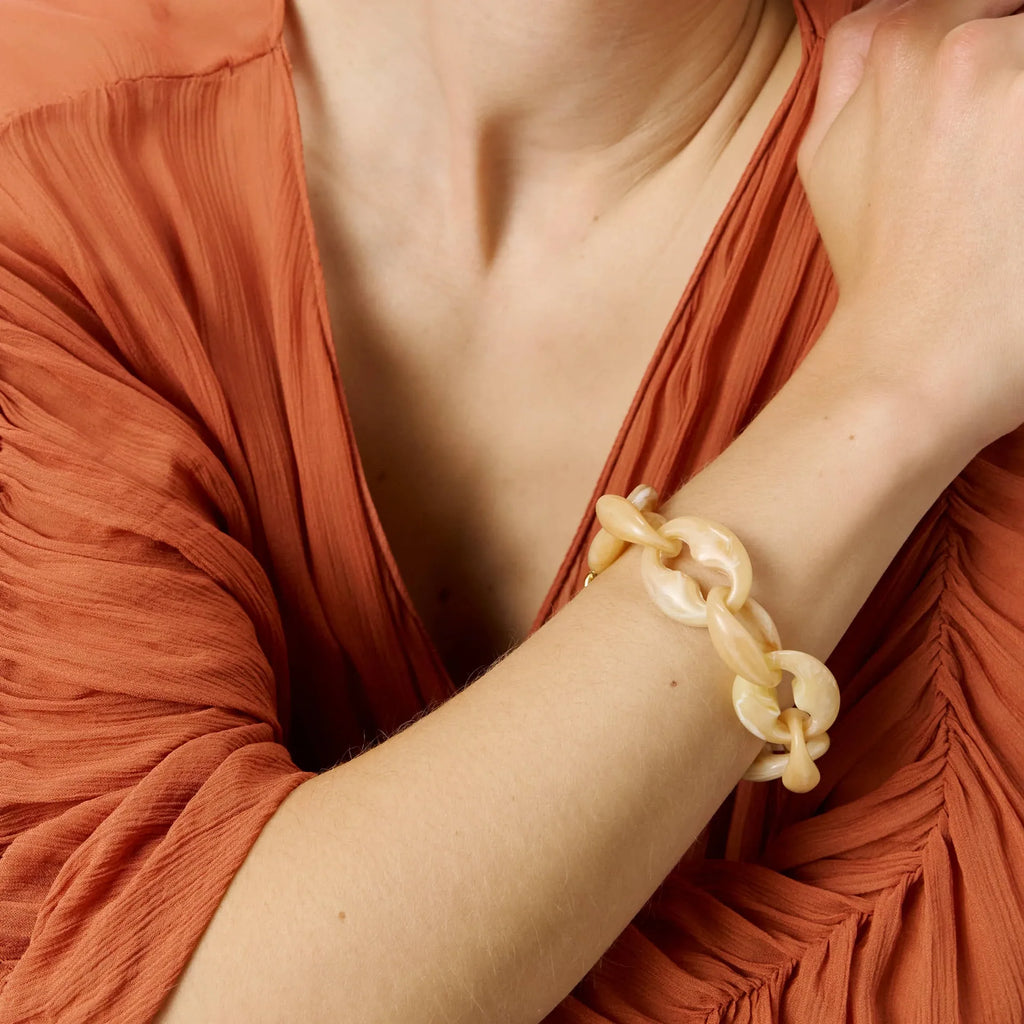Small Turtle Bracelet Crème Brûlée Marble – Vanessa Baroni
